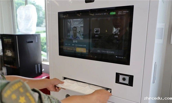 智慧部队食堂托盘机 智慧部队食堂托盘机